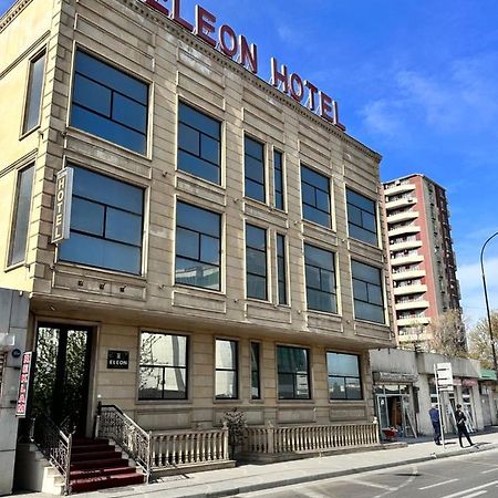 Eleon Hotel Bakoe Buitenkant foto