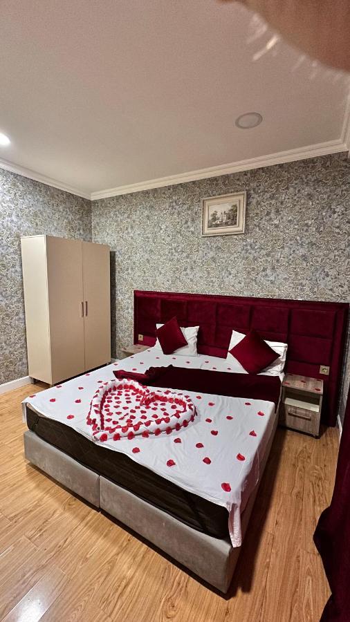 Eleon Hotel Bakoe Buitenkant foto