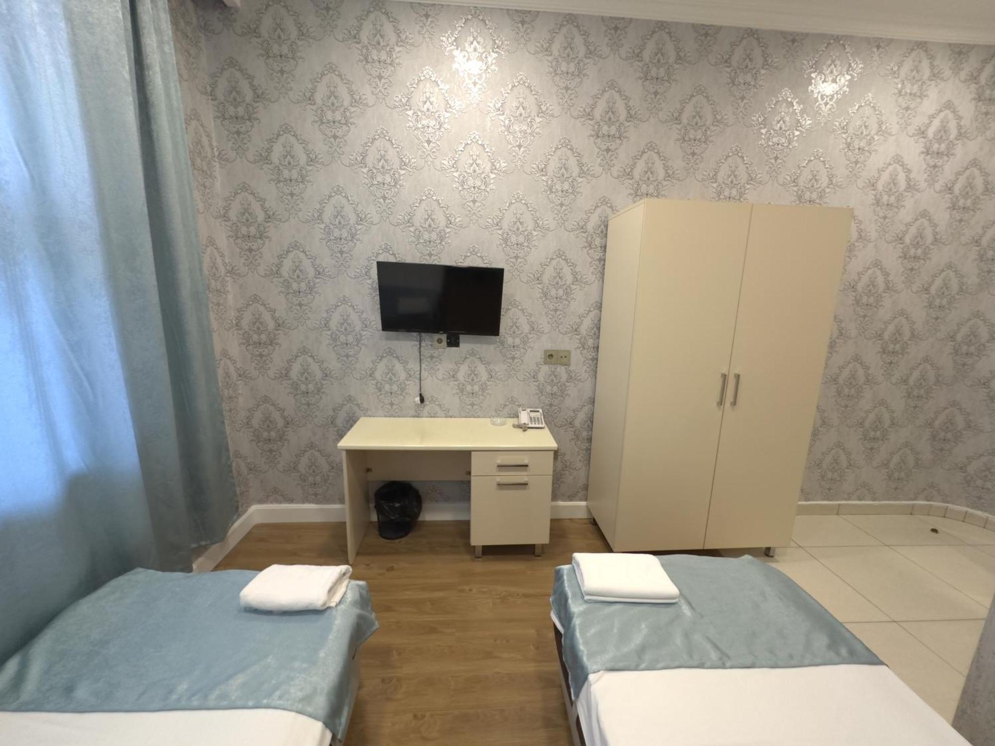Eleon Hotel Bakoe Buitenkant foto