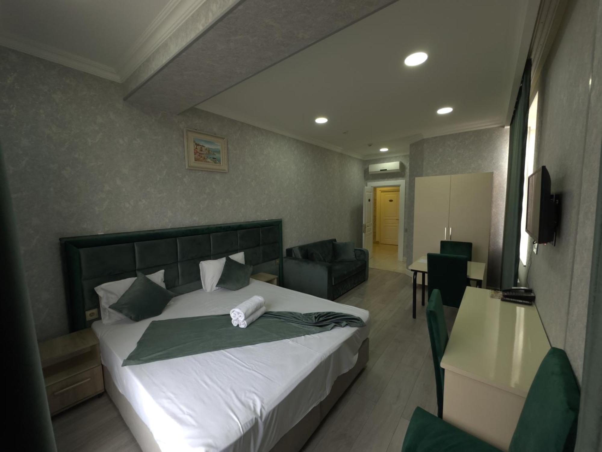 Eleon Hotel Bakoe Buitenkant foto